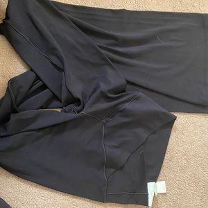 NWT Arie Offline high waisted flared legging